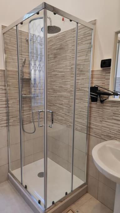 Intero Appartamento Gênes Extérieur photo